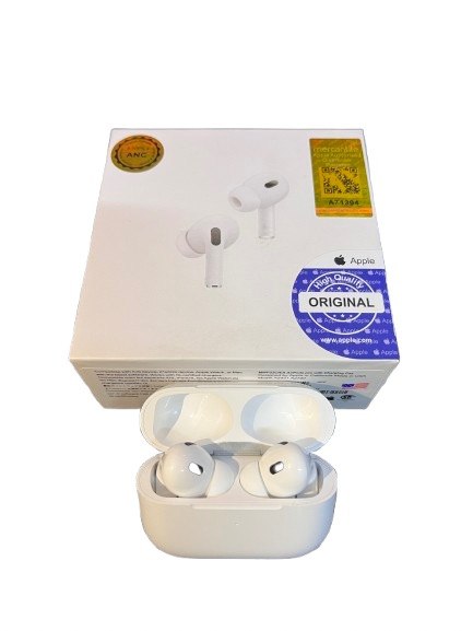 airbods +case